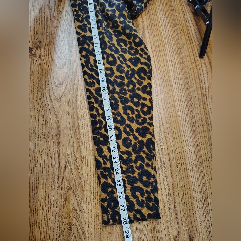 Terra & Sky Women's Plus Size Leopard Print Leggings Lightweight sz 0X, Stretch. - Picture 11 of 16